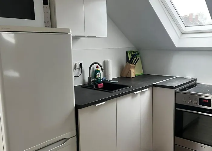 Appartement Charmante 1-zimmer-wohnung In Mit Kueche & Kostenlosen Parkplaetzen *